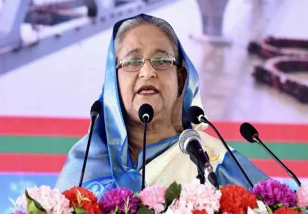  ‘পাস করে চাকরির পিছে না ছুটে, ঋণ নিয়ে ব্যবসা শুরু করতে পারেন: প্রধানমন্ত্রী