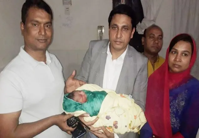 জঙ্গলে শিশুর কান্না, পলিথিন ব্যাগে মিলল নবজাতক