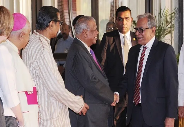  রাষ্ট্রপতি দেশে ফিরছেন আজ
