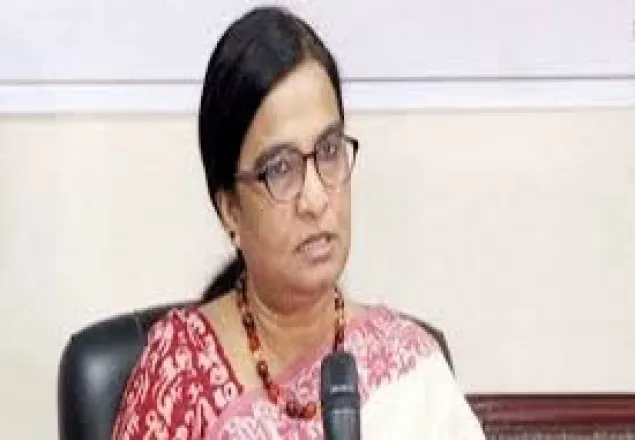 করোনা আক্রান্তরা নিজেরাই আইইডিসিআরে যোগাযোগ করেন