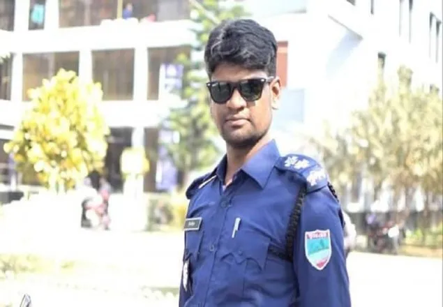 চুয়াডাঙ্গায় ট্রাকের চাপায় পুলিশের এসআই নিহত