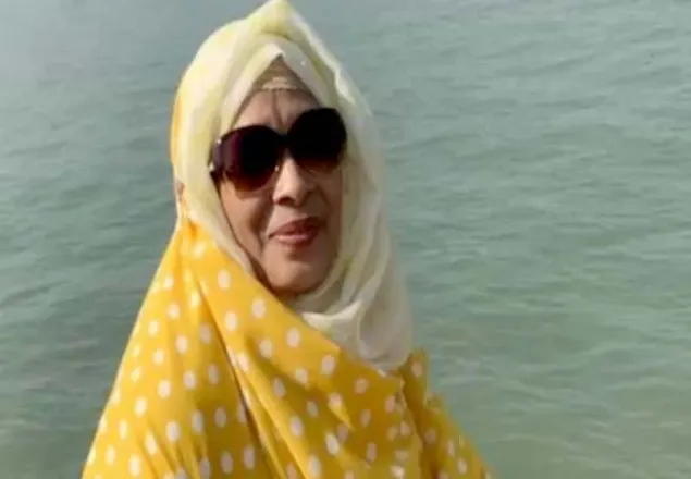 শিক্ষিকার বিচ্ছিন্ন হাত জোড়া লাগাতে অস্ত্রোপচার শুরু