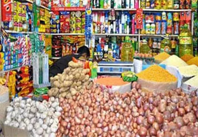 করোনা আতঙ্কে বাড়ছে নিত্যপণ্যের দাম