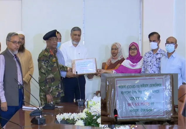 করোনাভাইরাস: বিনামূল্যে ওষুধ হস্তান্তর করলো ফার্মাসিউটিকাল