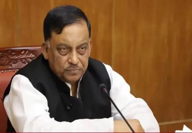 ফাইল এখনও এসে পৌঁছায়নি: স্বরাষ্ট্রমন্ত্রী