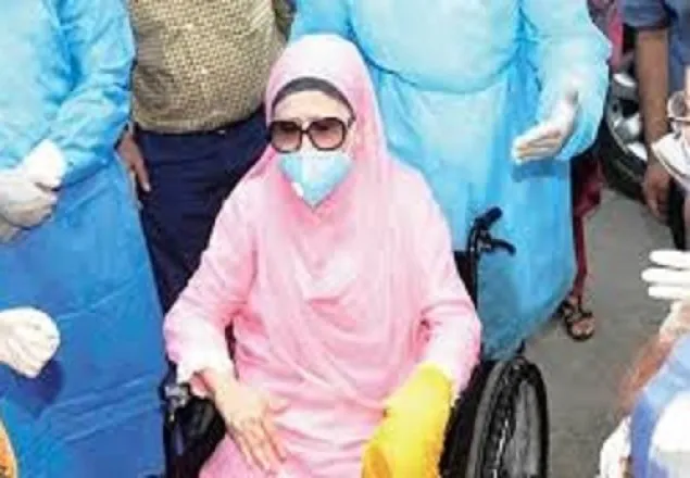 খালেদা জিয়ার হাত-পায়ে প্রচণ্ড ব্যথা, চিকিৎসা চলছে কোয়ারেন্টিনেই 