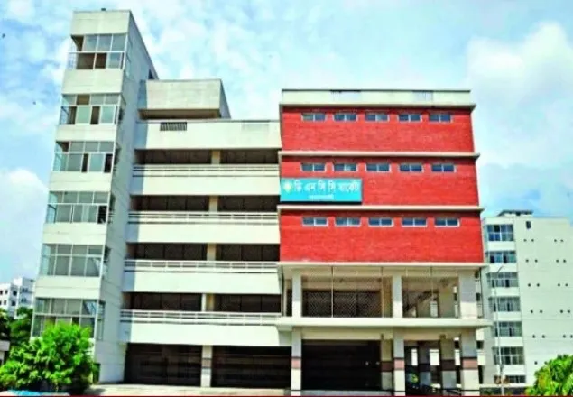 মহাখালীর ডিএনসিসি মার্কেট হচ্ছে করোনা হাসপাতাল 