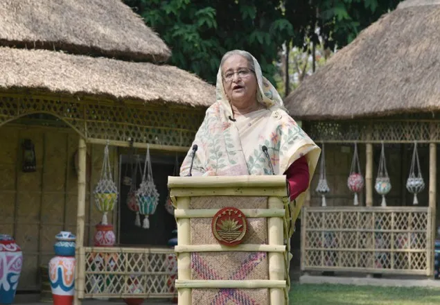 চিকিৎসকরা এই ক্রান্তিকালে মনোবল হারাবেন না: প্রধানমন্ত্রী 
