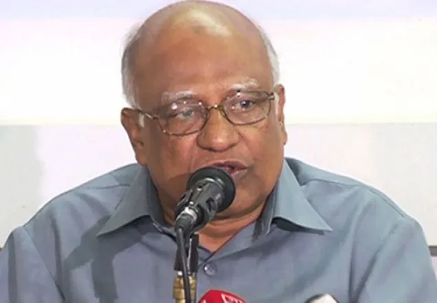 ত্রাণ বিতরণের দায়িত্ব সেনাবাহিনীর হাতে দেওয়ার প্রস্তাব ড. মোশাররফের