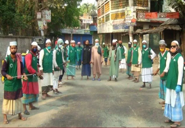 মাগুরায় মুজাহিদ কমিটির উদ্যোগে জীবাণুনাশক ছিটানোর কার্যক্রম শুরু