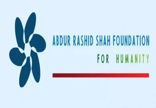 মতলবে আবদুর রশীদ ফাউন্ডেশনের নগদ অর্থ বিতরণ