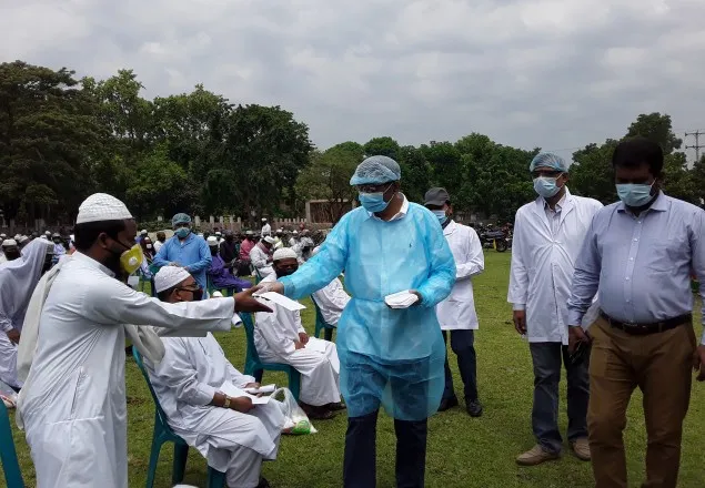 মাগুরার শ্রীপুরে ইফা' র উদ্যোগে এমপি শিখরের খাদ্য সামগ্রী ও নগদ অর্থ বিতরণ