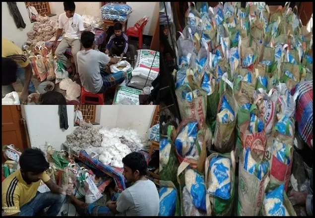 মতিহার সমাজ কল্যাণ সংঘের উদ্যোগে খাদ্য এবং ইফতার সামগ্রী বিতরণ