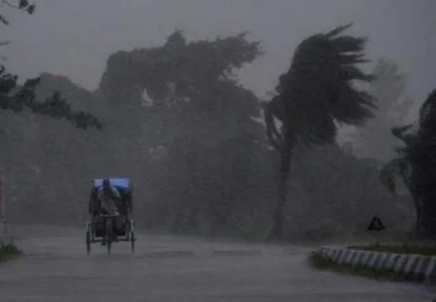 দেশে বজ্রবৃষ্টিসহ ঝড় হতে পারে