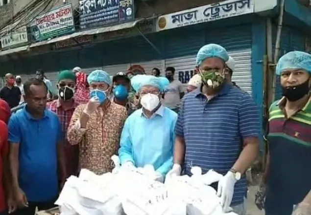 সরকার শুধু দলীয় লোকদের পেট ভরাচ্ছে: রিজভী