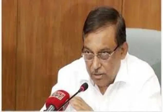 ঢাকায় পোশাক শ্রমিক যেন আর না আসে: স্বরাষ্ট্রমন্ত্রী