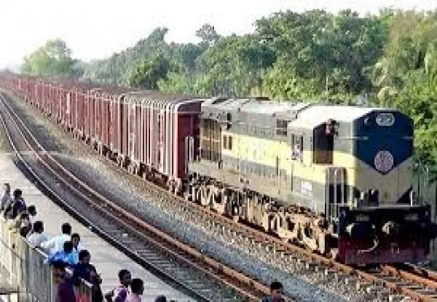 শুক্রবার থেকে চলবে বিশেষ পার্সেল ট্রেন 'লাগেজভ্যান'