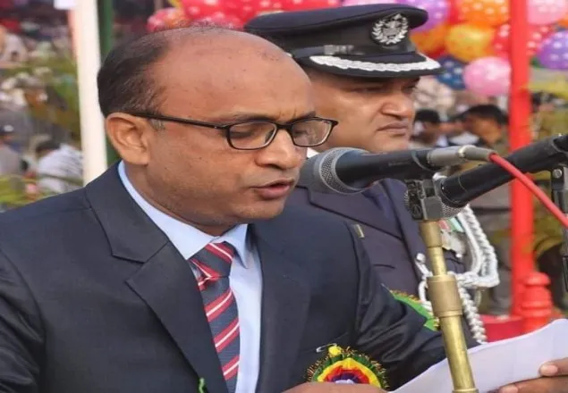 মাগুরায় ভাড়াটিয়াদের প্রতি মানবিক আচরণ করার জন্য জেলা প্রশাসকের আহ্বান    
