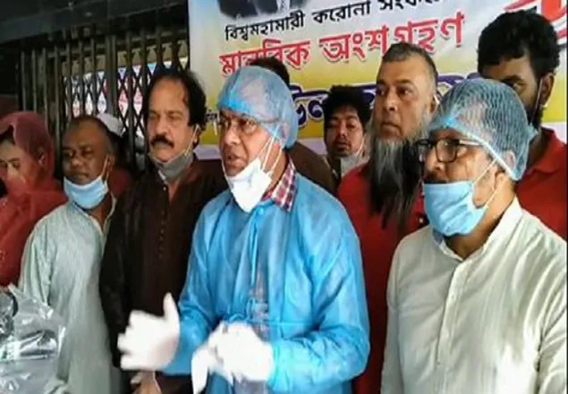 শপিংমল খুলে দিয়ে সরকার জল থেকে কুমির ডেকে এনেছে: রিজভী