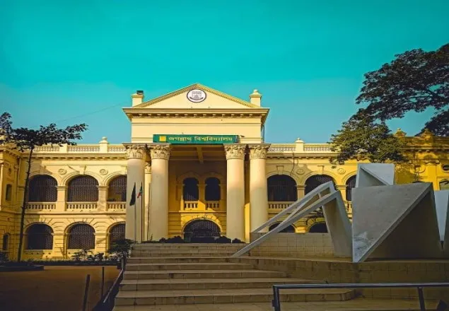 করোনা আক্রান্ত জবি শিক্ষার্থী ও তার মা