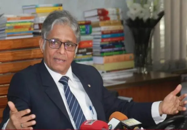 অনলাইন ক্লাসের বিকল্প খুঁজতে কাজ করছি: ঢাবি ভিসি 