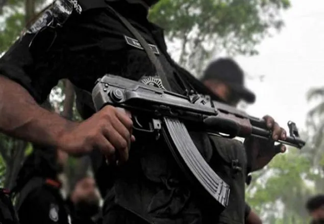 রাজধানীতে র‌্যাবের সঙ্গে ‘গোলাগুলিতে’ যুবক নিহত