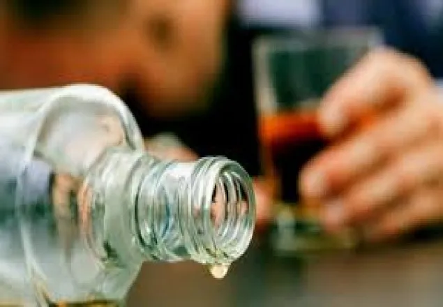 বিরামপুরে মদপানে ৩ জনের মৃত্যু