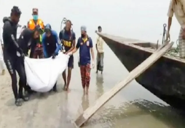 যমুনায় নৌকাডুবিতে ১২ লাশ উদ্ধার, এখনও নিখোঁজ ৪