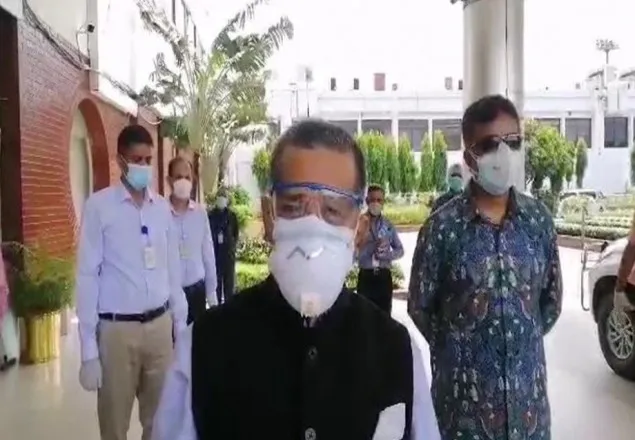 বিমান যাত্রীদের সুরক্ষায় সব ধরনের ব্যবস্থা নেয়া হয়েছে : মাহবুব আলী