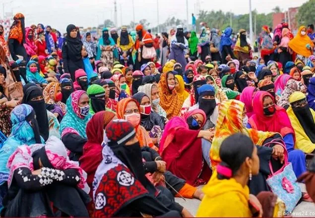 প্রণোদনার টাকা নিয়ে শ্রমিক ছাঁটাই কেন?