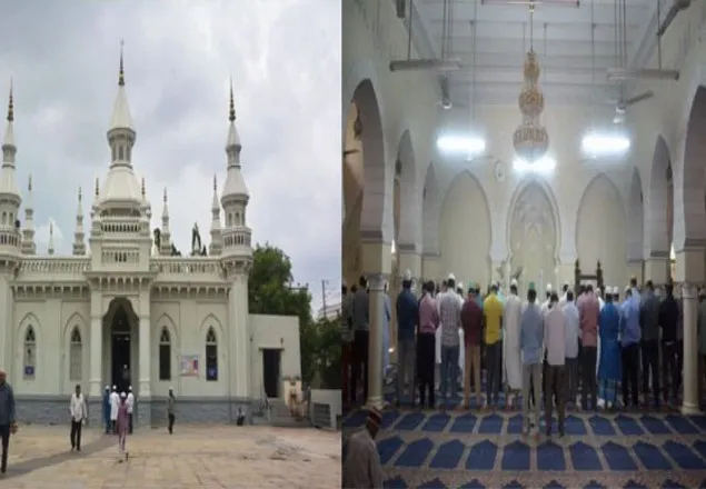স্পেনে সব মসজিদে নামাজ পড়ার অনুমতি