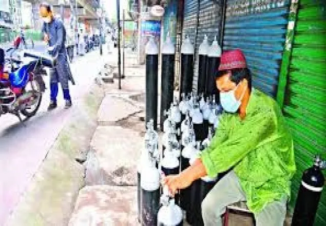 অক্সিজেনের সংকট সৃষ্টিকারীদের বিরুদ্ধে ব্যবস্থা নিতে আইনি নোটিশ