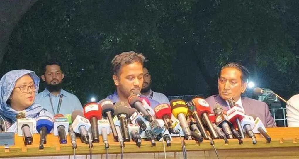 জুলাই স্মৃতি ফাউন্ডেশন থেকে পদত্যাগ করলেন স্নিগ্ধ