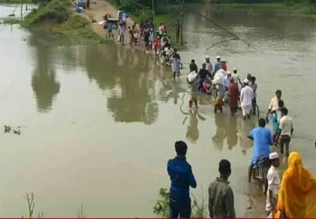 দেশের পাঁচ জেলায় বন্যা পরিস্থিতির অবনতি হবে