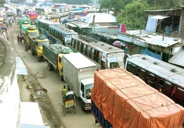 কাঁঠালবাড়ি-শিমুলিয়ায় পারাপারের অপেক্ষায় ৫ শতাধিক গাড়ি