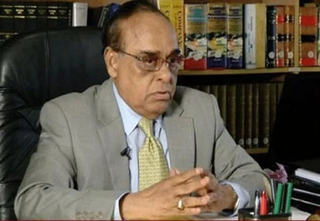 সংসদ চললে আদালতও চলতে পারে