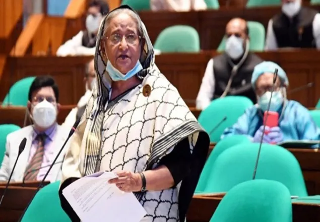 আবেগাপ্লুত প্রধানমন্ত্রী সংসদে কাঁদলেন