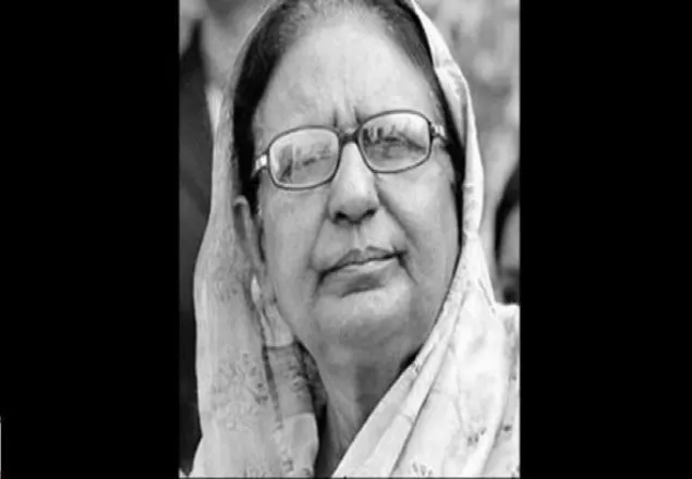 সাহারা খাতুনের বর্ণাঢ্য রাজনৈতিক জীবন