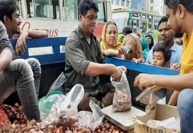 কোরবানি সামনে রেখে টিসিবির পণ্য বিক্রি শুরু