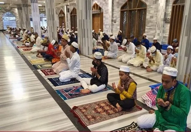 মাঠে নয়, মসজিদেই ঈদুল আজহার জামাত: ধর্ম মন্ত্রণালয়