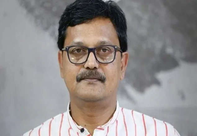 ঈদে গণপরিবহন বন্ধ নিয়ে বিভ্রান্তি