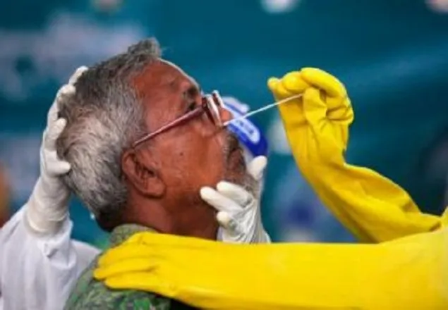 নাক-গলা থেকে নমুনা সংগ্রহ কি মস্তিষ্কের ক্ষতি করে?