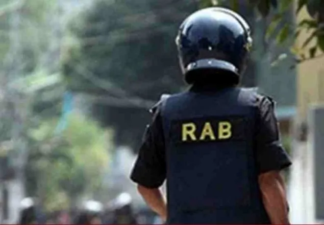 আসামিকে ধাওয়া করতে গিয়ে নদীতে পড়ে র‌্যাব কর্মকর্তার মৃত্যু
