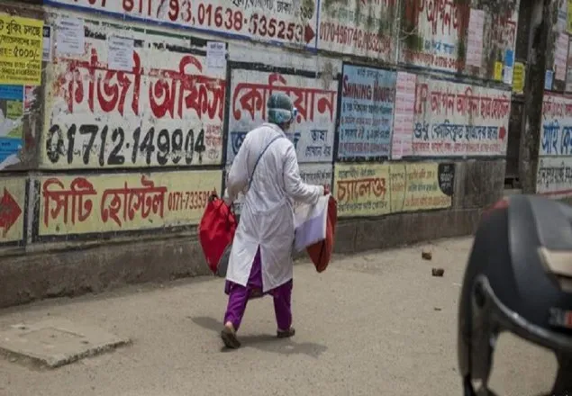 ২১ দিন পর ওয়ারী থেকে লকডাউন প্রত্যাহার