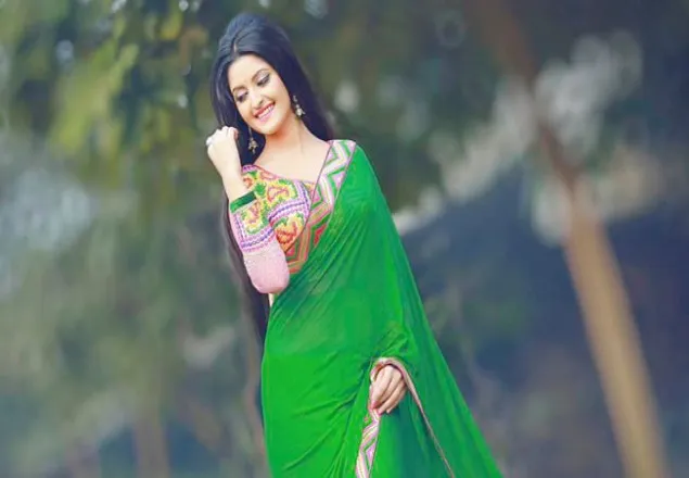 এফডিসিতে পাঁচ গরু কোরবানি দেবেন পরী