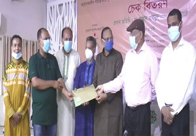টেলিভিশনে উঁকি দিয়ে সরকারের সমালোচনা করছে বিএনপি: তথ্যমন্ত্রী