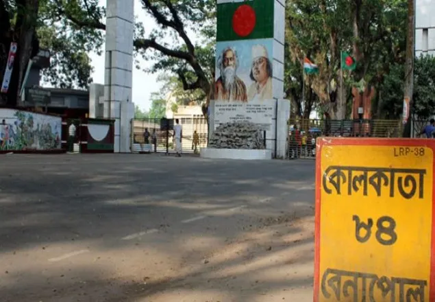৩ দিন বন্ধ বেনাপোল স্থলবন্দর