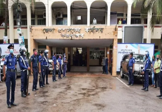ওসি প্রদীপসহ তিন আসামি ৭ দিনের রিমান্ডে