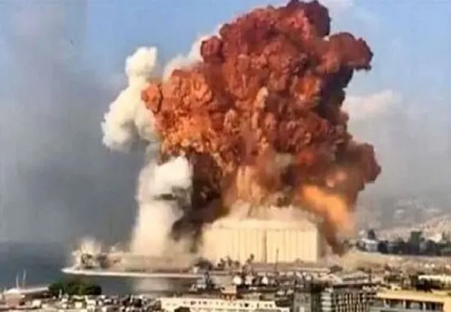 লেবাননে ভয়াবহ বিস্ফোরণে নিহত বেড়ে ১৫৭