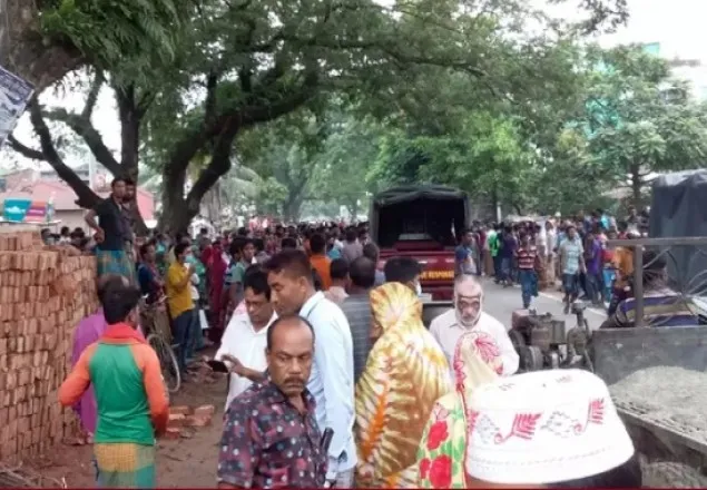 চুয়াডাঙ্গায় নৈশকোচের ধাক্কায় ৬ জন নিহত
